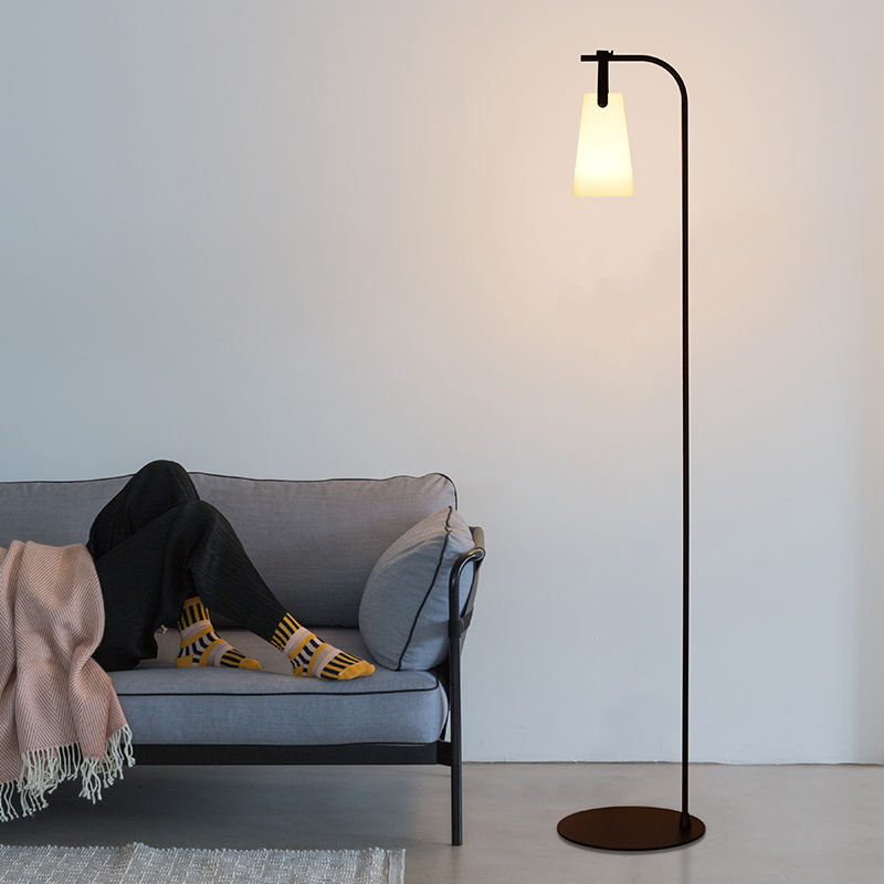Custom Upright Metal Standing Portable Luminaire LED Floor Lamp