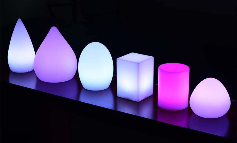 A Collection of Cordless LED Table Lamp Can be Commercially Used for Restaurants