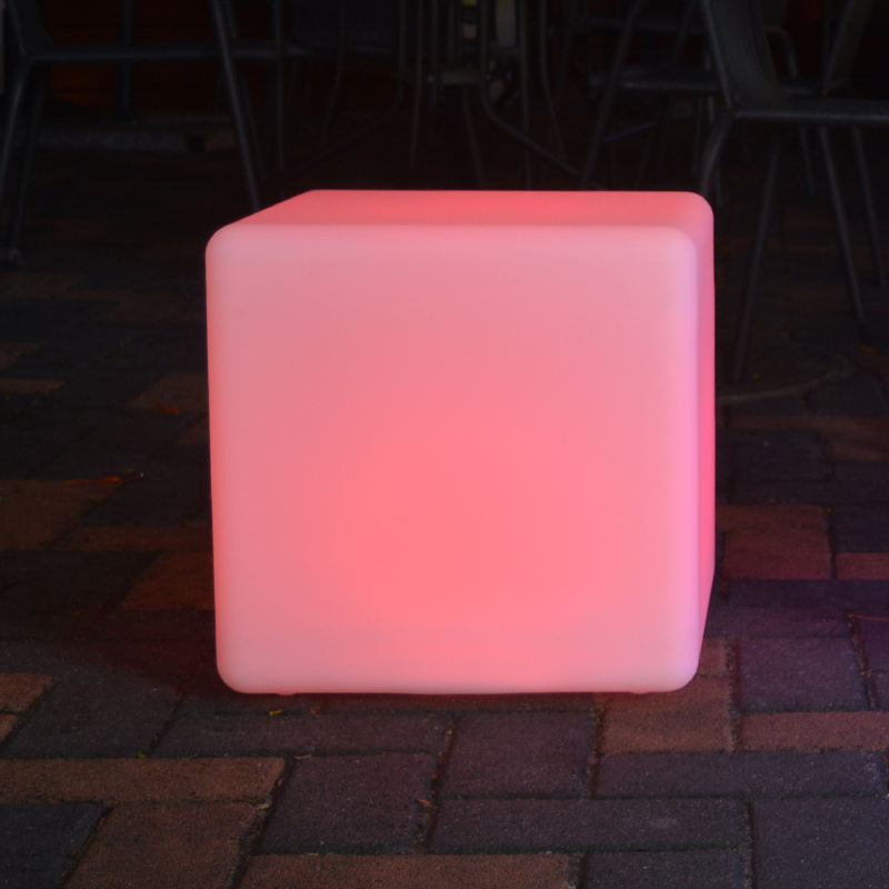 Custom Light Up Illuminated Rotomolded Polyethylene Cube Table Lamp