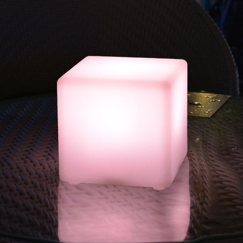 Custom Light Up Illuminated Rotomolded Polyethylene Cube Table Lamp