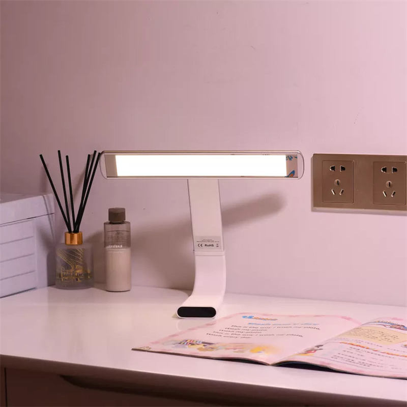 Custom Modern Rechargeable Wireless Metal LED Table Lamp for Study