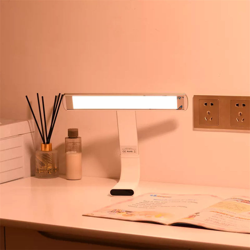 Custom Modern Rechargeable Wireless Metal LED Table Lamp for Study