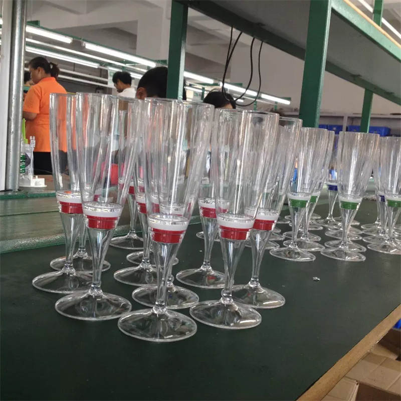 LED Wine Glasses | Light Up Champagne Flutes | Light Venus