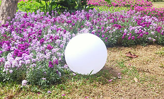 Solar Ball Lamps are Wireless Lighting Solutions to Liven Up Outdoor Spaces